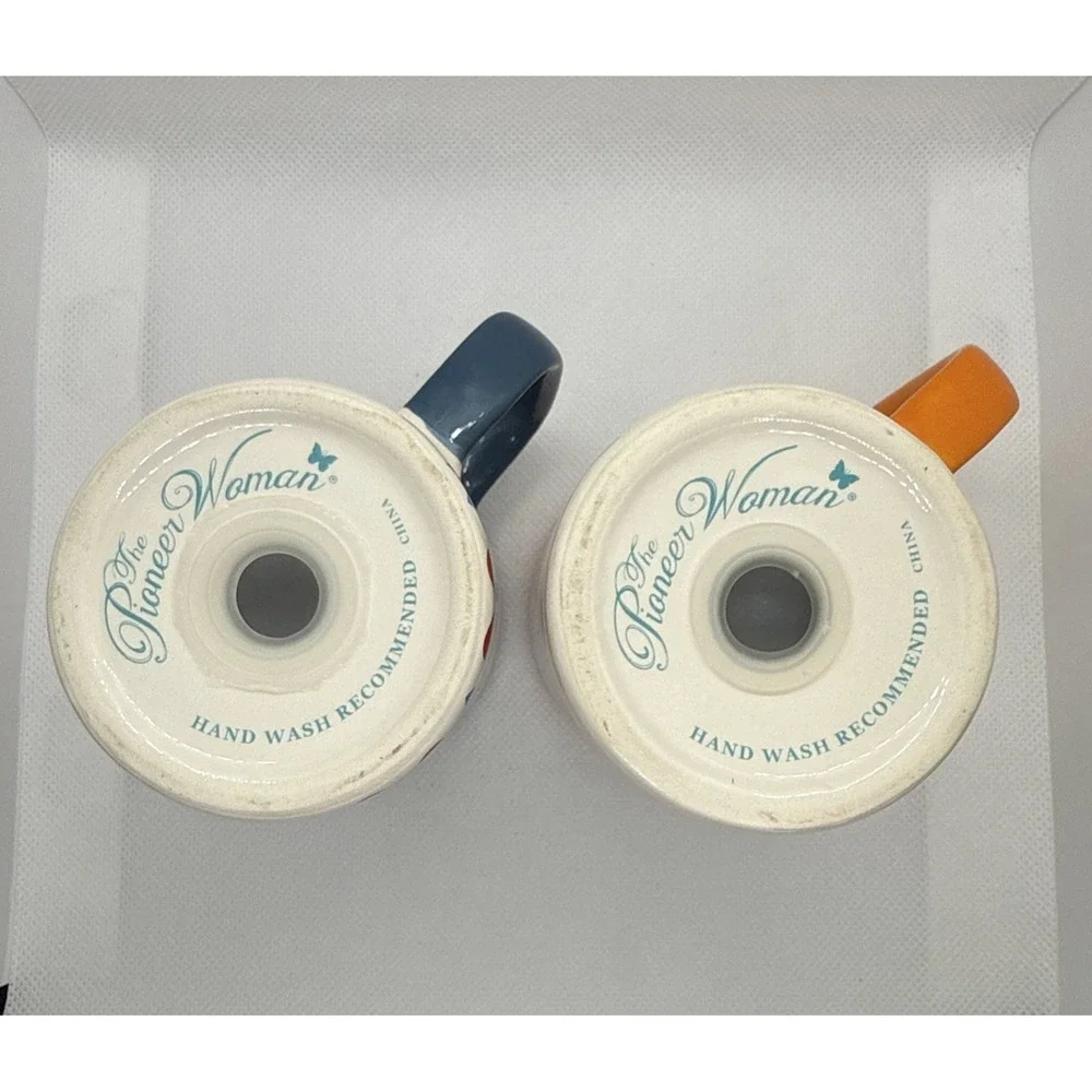 Pioneer Woman Rangetop‎ Salt & Pepper Shaker Set Flea Market Stoneware D-Handle